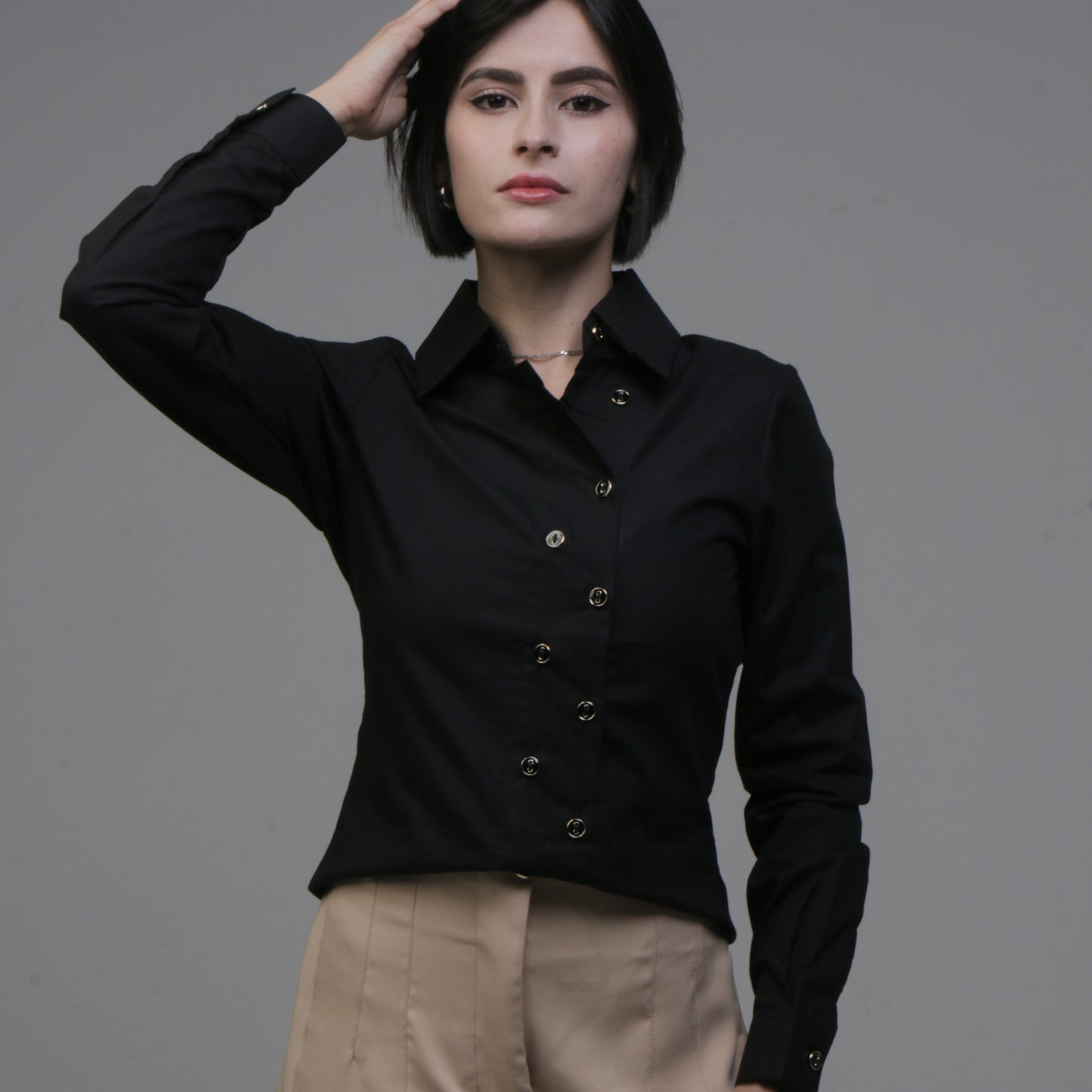 Camisa Feminina Manga Longa Preta